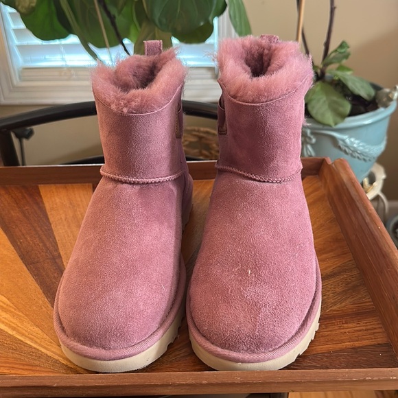 UGG BAILEY FLEX SUEDE MINI SHEARLING LINED BOOTS - Picture 2 of 9